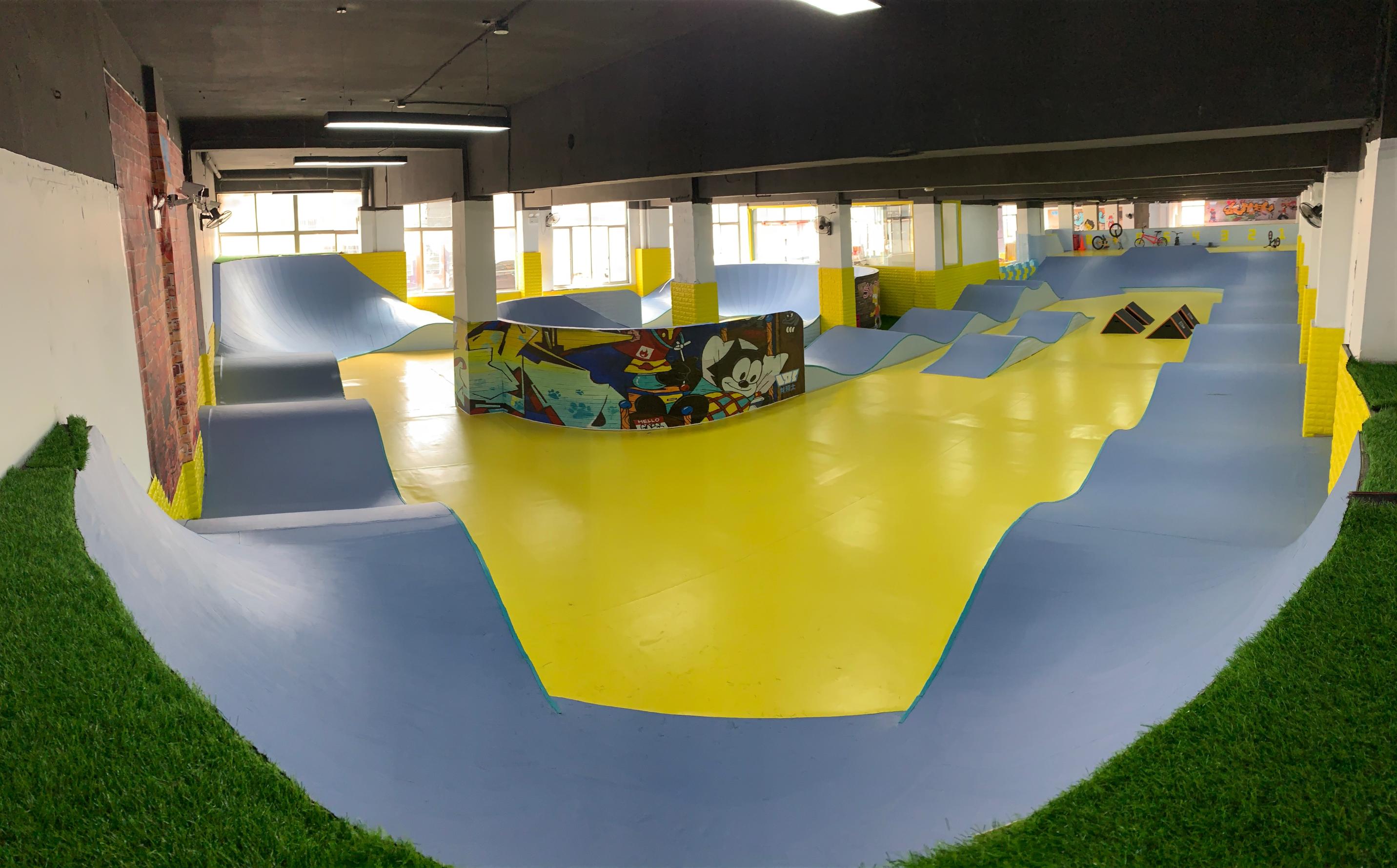 2022年龙骑士龙腾虎跃室内波浪坡计时赛平衡车